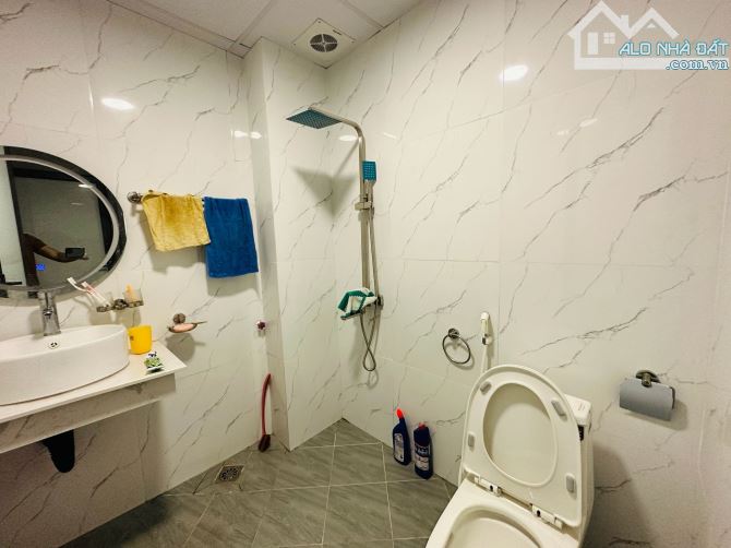 Bán nhà Thụy Phương - Bắc Từ Liêm 30m2 - MT 4m - 5 tầng - Giá 5,95 tỷ. - 9