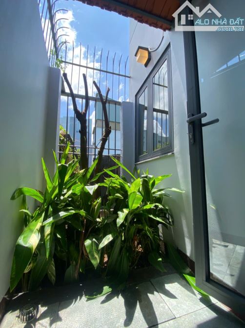 Nhà 4 tầng Gần trường Đại Học mở - Nhà Bè, Cách Quận 7 - 5 phút - 9
