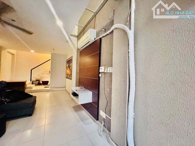 LÊ LAI QUẬN 1 - PHONG CÁCH PHƯƠNG TÂY SANG TRỌNG - 6 TẦNG - 5 PN - CHỈ 30M RA MẶT TIỀN - 9