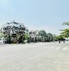 Khu Tên Lửa - 4 tầng - 250m² (ngang 8m) - 5PN - Gara ôtô - nội thất xịn