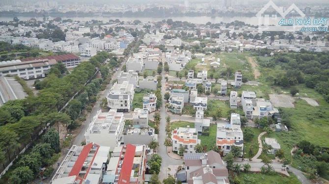 MỚI RA LÔ ĐẤT NỀN NGAY KẾ ĐƯỜNG ĐỒNG KHỞI, SỔ SÁCH RÕ RÀNG, ĐẦU TƯ AN TOÀN