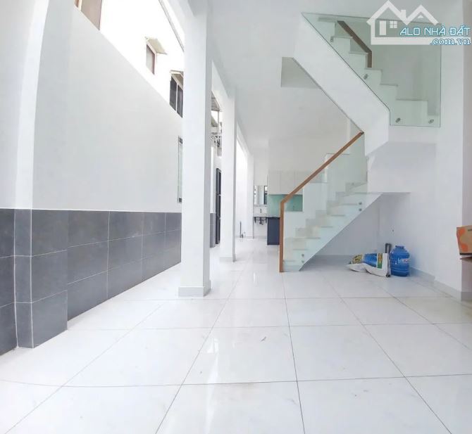 BÁN NHÀ HẺM XE HƠI, TRẦN XUÂN SOẠN, KHU KIỀU ĐÀM, QUẬN 7, DT 4x11, GIÁ CHỈ 8.x TỶ