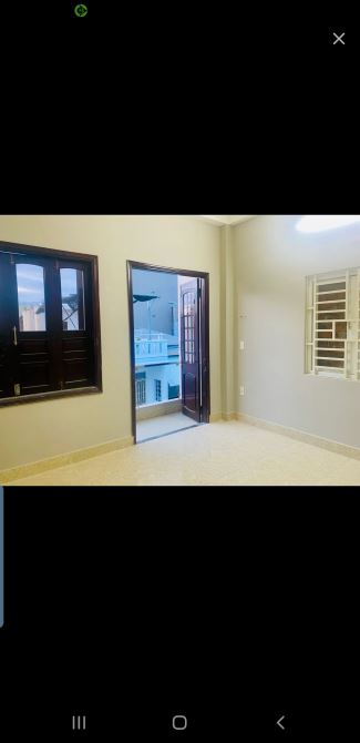 Bán nhà  Ăn trung Đông 6 dt 50 m2  ngang  4.7 m  3 tầng  giá chỉ  7.72 tỷ