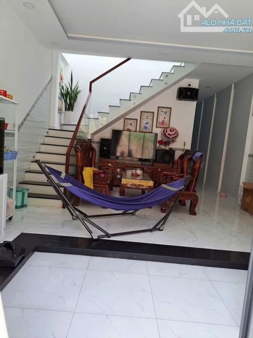 Bán Nhà 2 Tầng Đường Rộng 10m , Hòn Rớ 2 , Giá 4 tỷ 100 Triệu