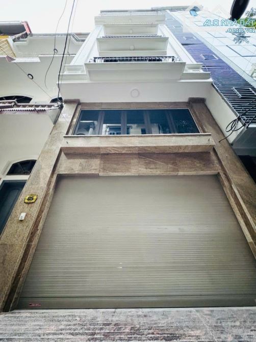 Chính Chủ Bán Gấp Căn Nhà Dòng Tiền Cầu Giấy
