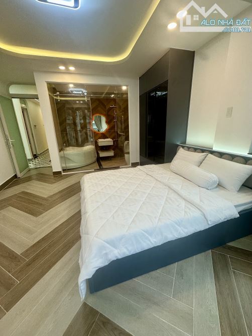 (18 )🌴 BIỆT THỰ NGHỈ DƯỠNG SIÊU ĐẸP –🏡 ĐƯỜNG SỐ 8, P11 – 2P ra Cityland, Lotte Nguyễn Vă