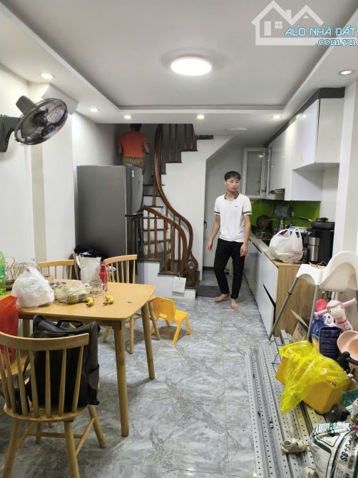 Bán nhà 6T Trần Phú - Hà Đông, 10m ra đường ô tô tránh nhau - chr chưa đến 7 tỷ