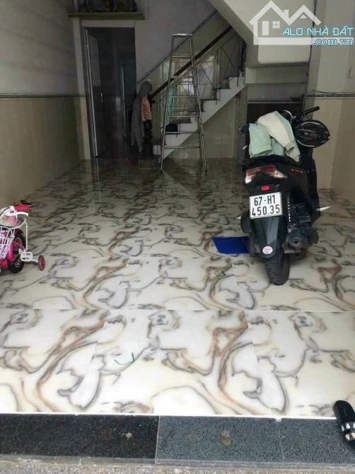 Căn Hộ Dịch Vụ Lê Đình Cẩn Gần Tên Lửa,10 Phòng Cho Thuê, Dòng Tiền 20TR/Tháng🔥
