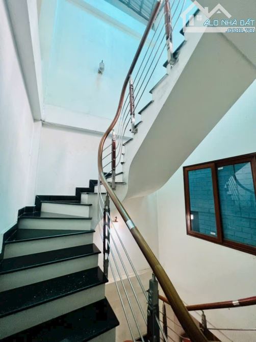 🔥 NHÀ ĐẸP CÒN 1 CĂN DUY NHẤT – NAM TỪ LIÊM -LÊ QUANG ĐẠO  🏡 5 tầng dân xây chắc chắn – G