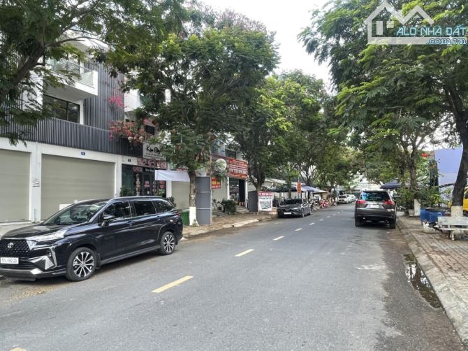 ĐẤT NỀN QUẬN 9 – 5 PHÚT ĐẾN VINHOMES – GÍA TỐT NHẤT KHU VỰC - ƯU ĐÃI THÁNG 9 NHANH TAYY