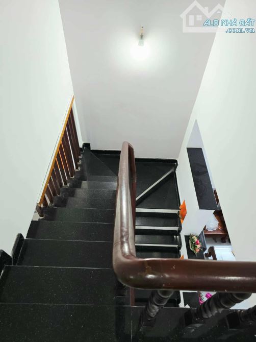 Chủ cần bán gấp căn nhà trệt+ lửng ,54m ngang 4,3m gần cầu ông nhiêu, TP thủ đức giá 4ty35