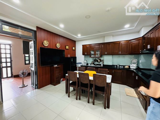 Bán nhà mặt tiền Văn Tiến Dũng 4 tầng có dòng tiền ổn định giá 14 tỷ