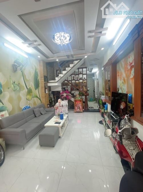 Khu phân lô 1122 Quang Trung, 4x13m, 4 lầu, 5 phòng, 7.2 tỷ thương lượng