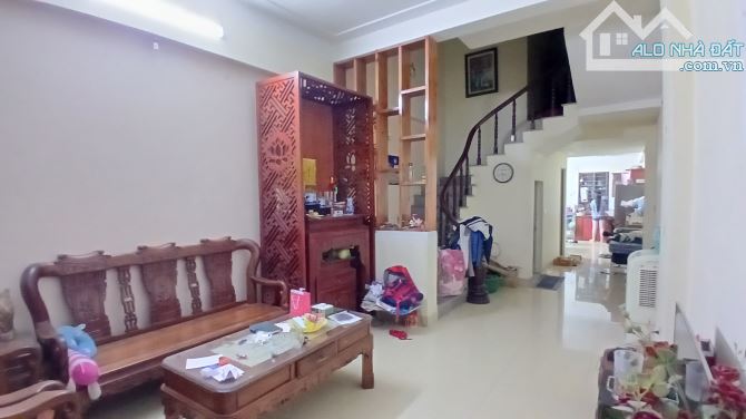 BÁN NHÀ ĐÔNG ANH HƠN 4 TỶ ĐỒNG