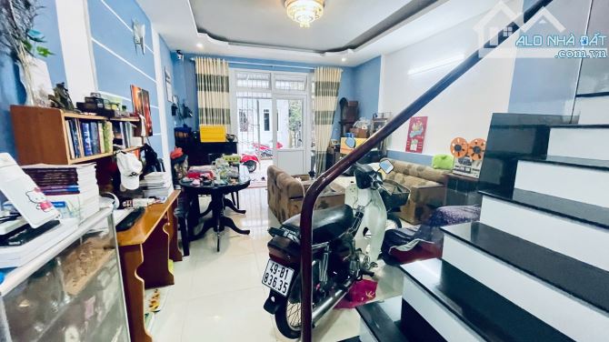 ✨ Cần bán Nhà Mới, DT 4.4x14.5m, 3 tầng đường Nguyễn Trung Trực, P.03, Đà Lạt