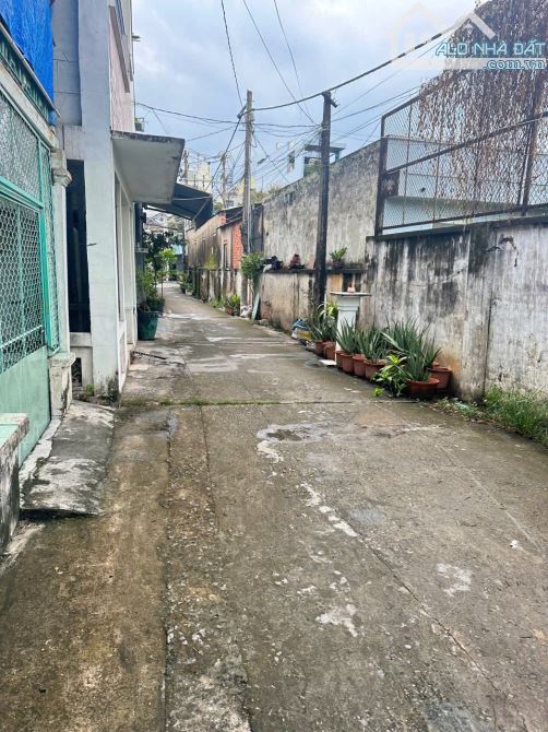 🏡 Bán Nhà Phường Hòa Bình (cũ) – Gần Sân Banh & Chợ Biên Hòa  	•	📐 Diện tích: 5,6 x 12m