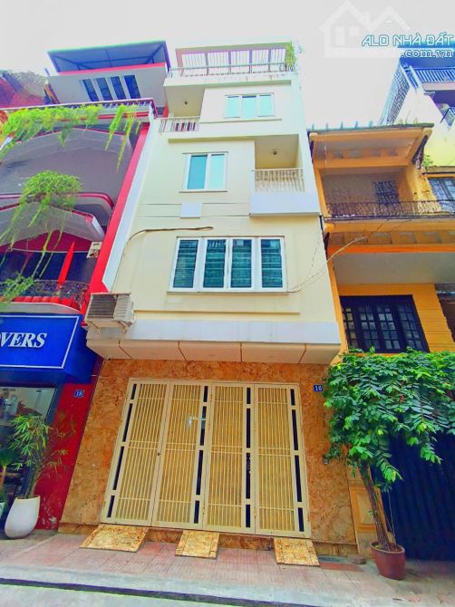 Ô tô tránh, vỉa hè rộng, kinh doanh đỉnh phố Trúc Khê. 51m² x 5T MT 4.2m – 17,2 tỷ