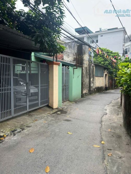 ĐẠI CÁT 63M2, MT 4M, 7.95 TỶ – NHÀ C4, MẶT NGÕ Ô TÔ TRÁNH, GẦN CẦU THƯỢNG CÁT
