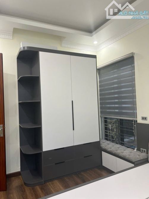 Cần bán nhanh biệt thự 3.5 tầng hoàn thiện đẹp long lanh mặt Triệu Việt Vương