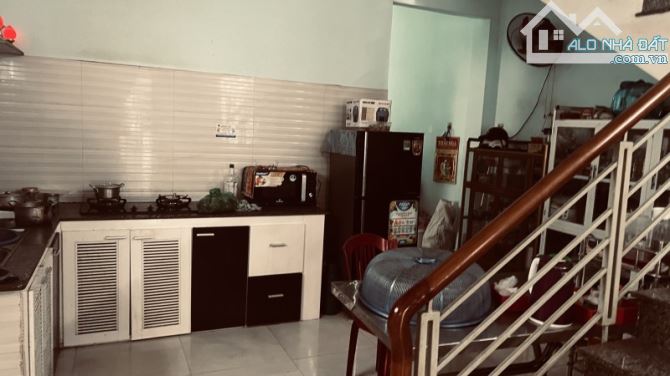 # Nhà Kiệt sát Mặt Tiền Châu Thị Vĩnh Tế, 65m2, 2 tầng, 3 mặt thoáng, nhỉnh 5 tỷ