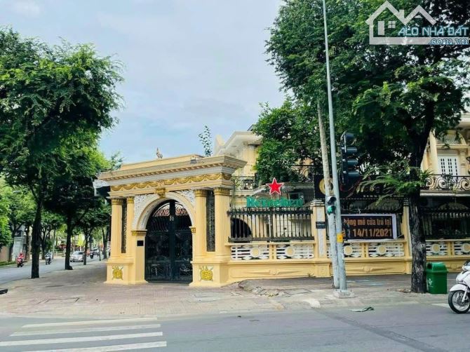 BÁN NHÀ GÓC 2 MẶT TIỀN – VỊ TRÍ KIM CƯƠNG – TRUNG TÂM QUẬN 3  DT:25x25 KC: 3 Tầng
