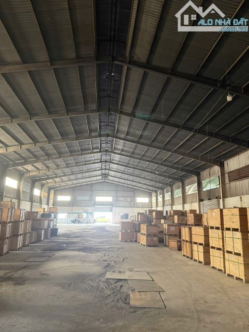 CHO THUÊ KHO XƯỞNG 810M² GẦN KCN TÂN TẠO,XE CONTAINER VÀO TẬN NƠI,GIÁ CHỈ 95K/M²