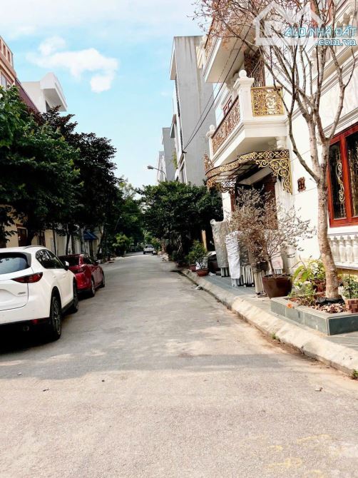 SIÊU PHẨM LÔ GÓC TĐC HỒ ĐÁ 76,5M2– HƯỚNG DB CỰC HIẾM TẠI SỞ DẦU – HỒNG BÀNG – HẢI PHÒNG