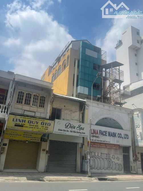 Bán nhà mặt tiền đường Trần Hưng Đạo q5