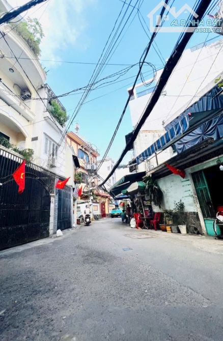 Sang Nhanh nhà Bình Thạnh 50m2 giá 1ty4, SHR đầy đủ