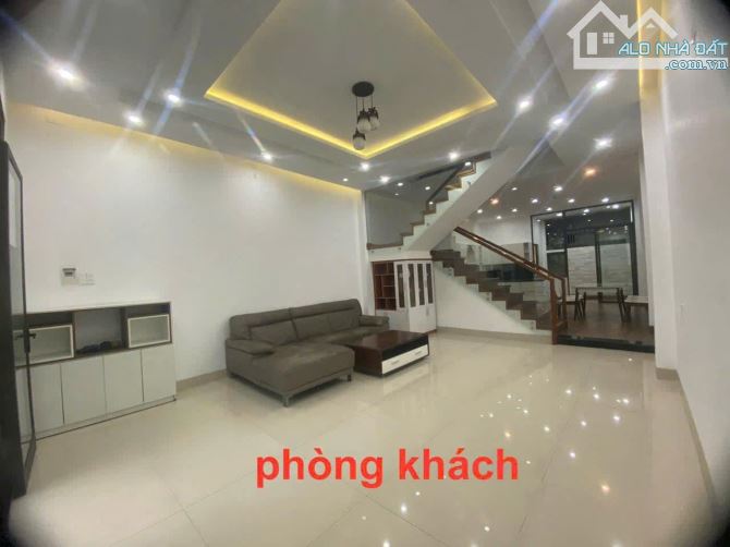NHÀ 3 TẦNG ĐƯỜNG NGUYỄN VĂN THỦ - VIEW CÔNG VIÊN - GIÁ 9,X TỶ