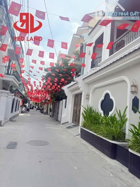💥 BÁN ĐẤT KIỆT 205 Ô TÔ BÀ TRIỆU CẠNH  SIÊU THỊ GO 💥 giá chỉ 2 tỷ x  📌