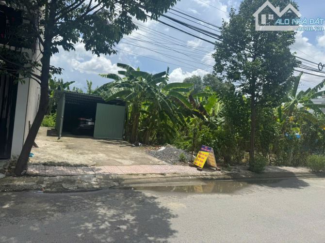 Đất ở quận 9, diện tích gần 1.000 m2, phường Long Trường