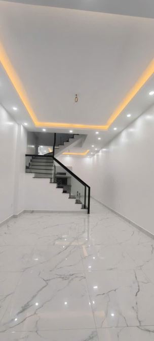 Bán nhà 3 tầng - Vị trí đẹp - Mặt đường nhựa - trung tâm Phù Liễn Kiến An