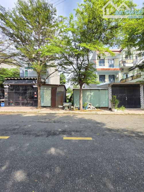3,8Tỷ TL🔥Bán 100m2 Đất 2 Mặt Tiền trước và sau, KDC New Land, p.Tân Bình, Tp.Dĩ An