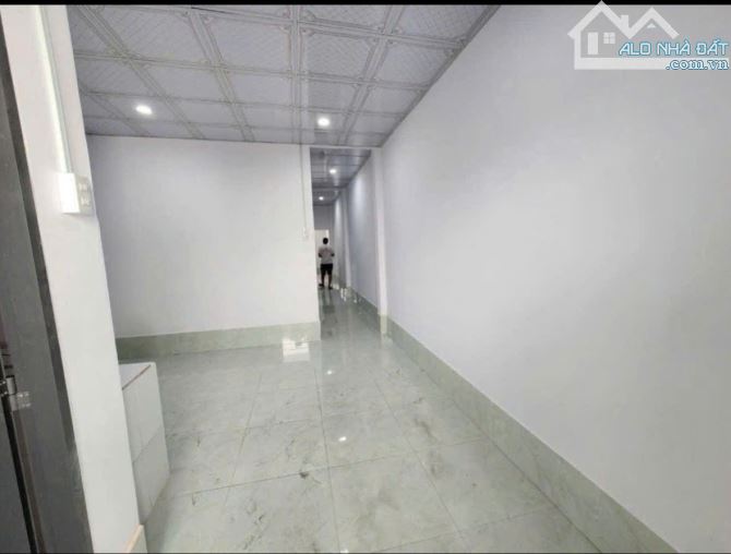 Kèo Thơm! bán nhanh cănnhà ở Tân Hiệp 6 Hóc Môn 79m2 Sổ Hồng riêng 680triệu Bao phí thuế