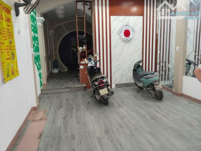 MỜI THUÊ NHÀ LIỀN KỀ LÀNG VKCA MỘ LAO