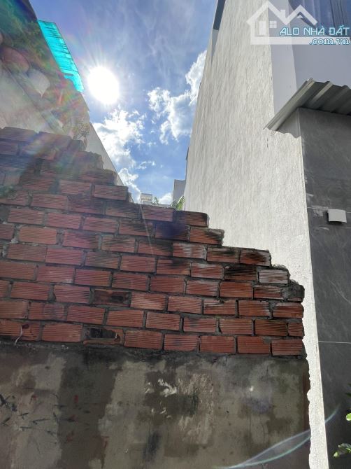 Bán đất hẻm 2941  Phạm Phế Hiển - 3.24m x 12.02m  NỞ HẬU NHẸ - 41m.1- sổ đỏ riêng F7 Q8