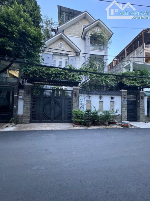 bán nhà hẻm 12m Lê Đại Hành Quận 11 ,ngay gần Lữ Gia ,DT :7x13m ,2 tầng giá 13.7 tỷ tl