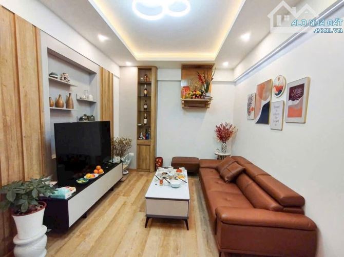 bán nhà căn hộ C Võ Chí Công, Tây Hồ, DT 46m², tầng 4, 🧧gi.á 4.2 tỷ