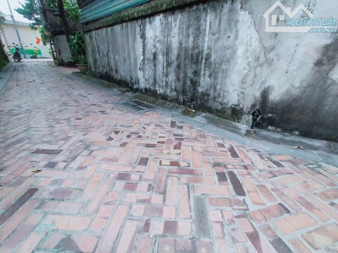 CHỈ NHỈNH 3TỶ LÔ ĐẤT CỔ LOA - ĐÔNG ANH, GẦN HỒ ĐIỀU HOÀ, GẦN SÂN CHƠI ÔTÔ DỪNG ĐỖ NGÀY ĐÊM