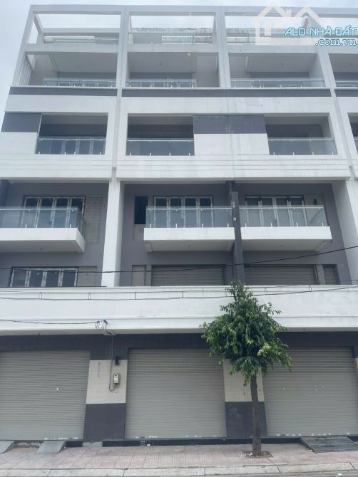 176m Mặt Tiền Trịnh Đình Trọng Kênh Tân Hóa ( 7 * 28 ) 3 Lầu 26 Tỷ