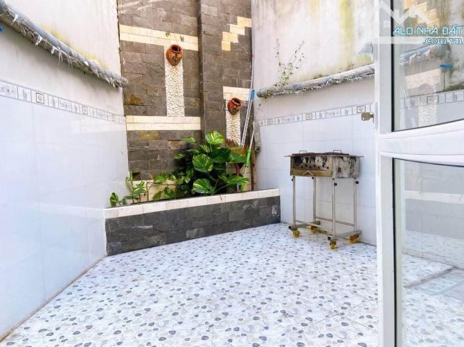 Bán nhà 2 lầu đường Võ Thị Sáu, gần Hòn Bà & Đồi Con Heo full nội thất chỉ 7.5 tỷ