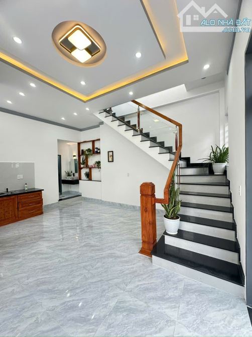 📣Bán Nhà Lầu đẹp hẻm Giải Phóng gần đường Lê Duẩn 2tỷ 390triệu ,Buôn Ma Thuột.