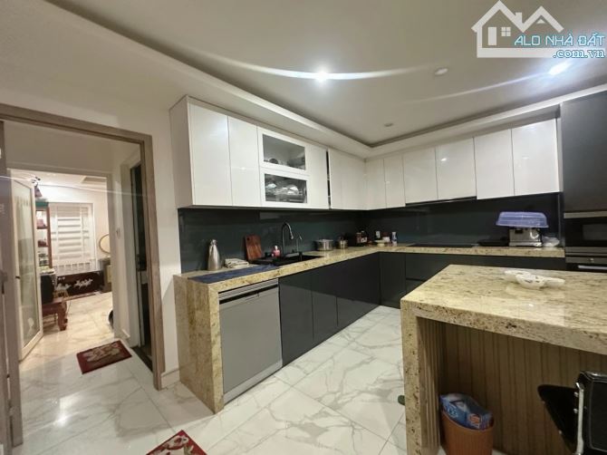 🏡Nhà 3 Tầng Full Nội Thất – Gần ĐH Sư Phạm & Chợ Hoà Khánh – Giá 7,x Tỷ