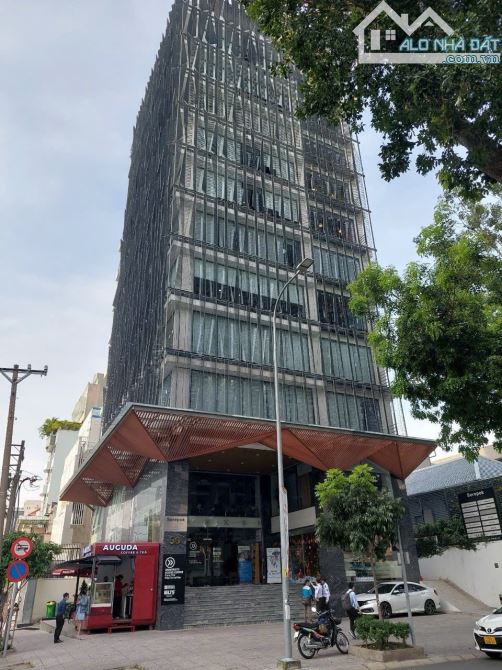 CHUYỂN NHƯỢNG! TÒA CAO ỐC VP Đ. Nguyễn ĐÌnh Chiểu, Q.1 – 19x27m – 14 tầng