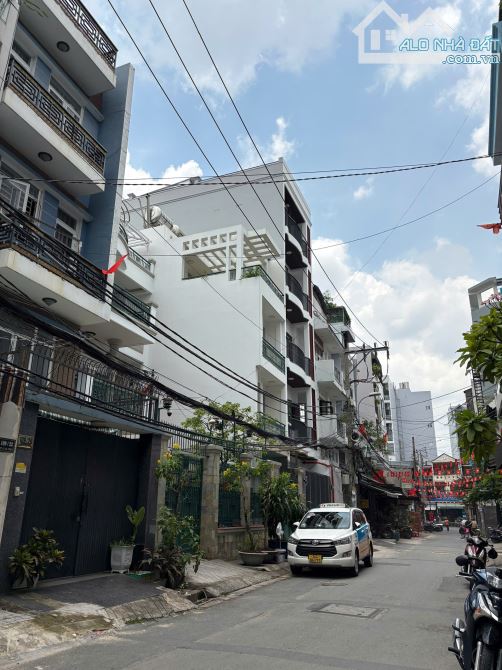 CHỈ 8.x TỶ - Q.5 - OTO TỚI CỬA - SÁT NGUYỄN BIỂU - 45m2 - SỔ VUÔNG VỨC