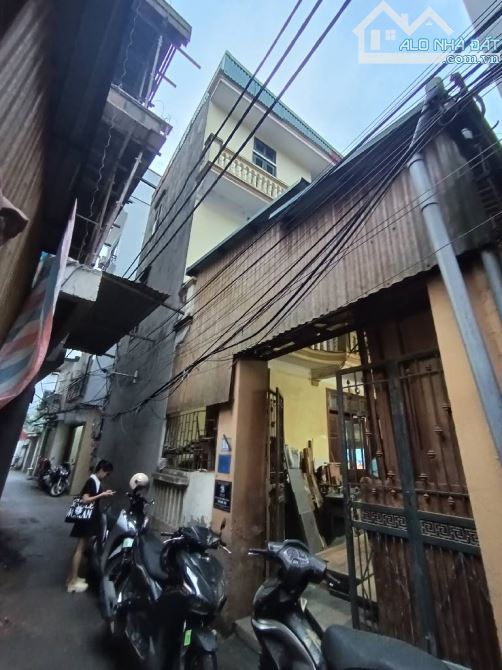 LÔ GÓC,  15m Ô TÔ TRÁNH HÀNG XÓM KĐT VĂN PHÚ - THỬA ĐẤT MẶT TIỀN ĐẸP - TIỆN ÍCH ĐÔ THỊ