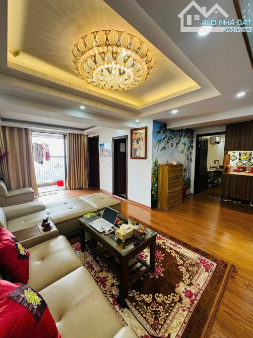 Bán gấp CH Duplex Vinaconex 7 136 Hồ Tùng Mậu DT 209m 4N3VS Full NT SĐCC giá 11,5 tỷ