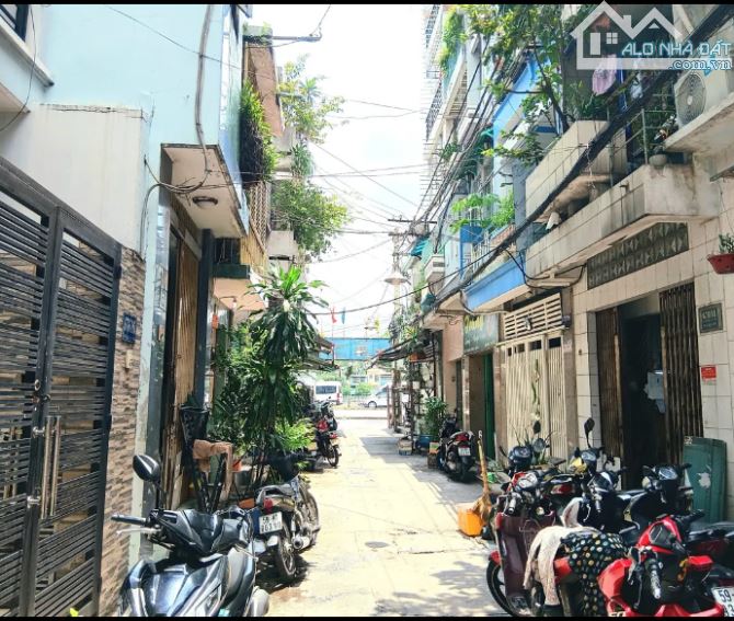 🌟 VỊ TRÍ VÀNG -  NHÀ TRUNG TÂM Q.5 – 30M² (3x10) – 3 TẦNG – HẺM XE HƠI – GIÁ 5.4 TỶ TL
