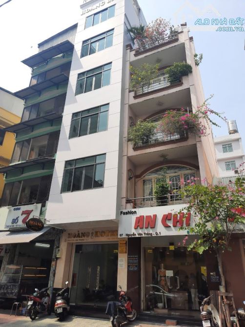 Bán nhà mặt tiền Nguyễn Văn Tráng, Bến Thành Q1, DT 4x18m – 6 tầng, Giá 60 tỷ